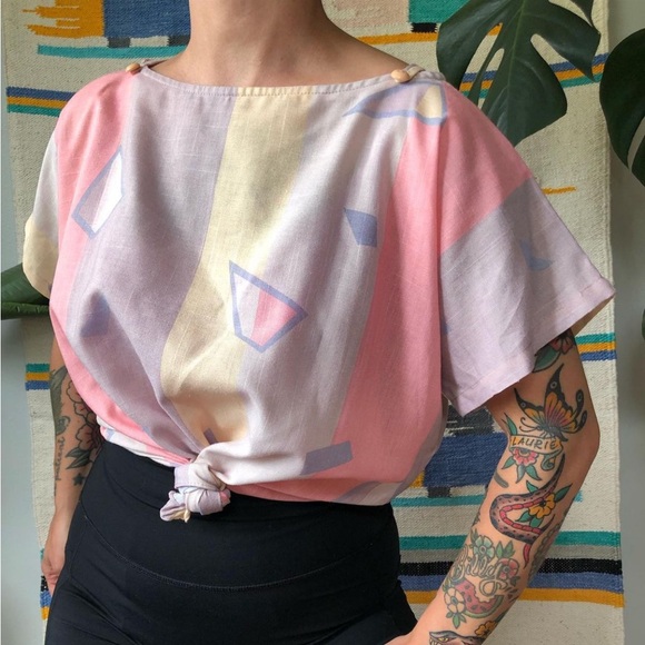 Vintage Retro Sherbert Pastel Shapes Top - super unique! - Picture 3 of 7